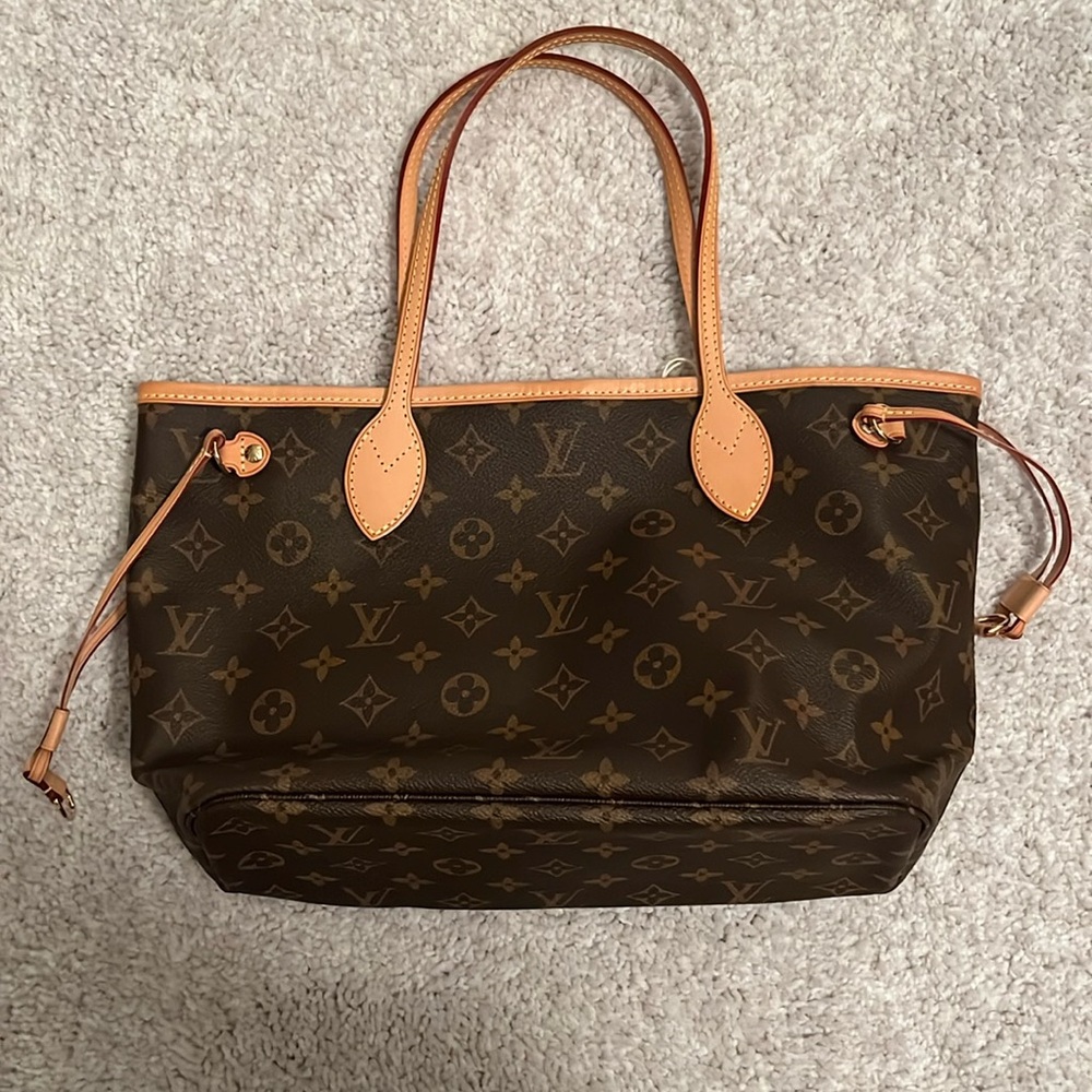 Louis Vuitton Neverfull PM